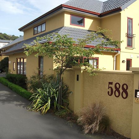 Alhambra Oaks Motor Lodge Дьюндин Экстерьер фото