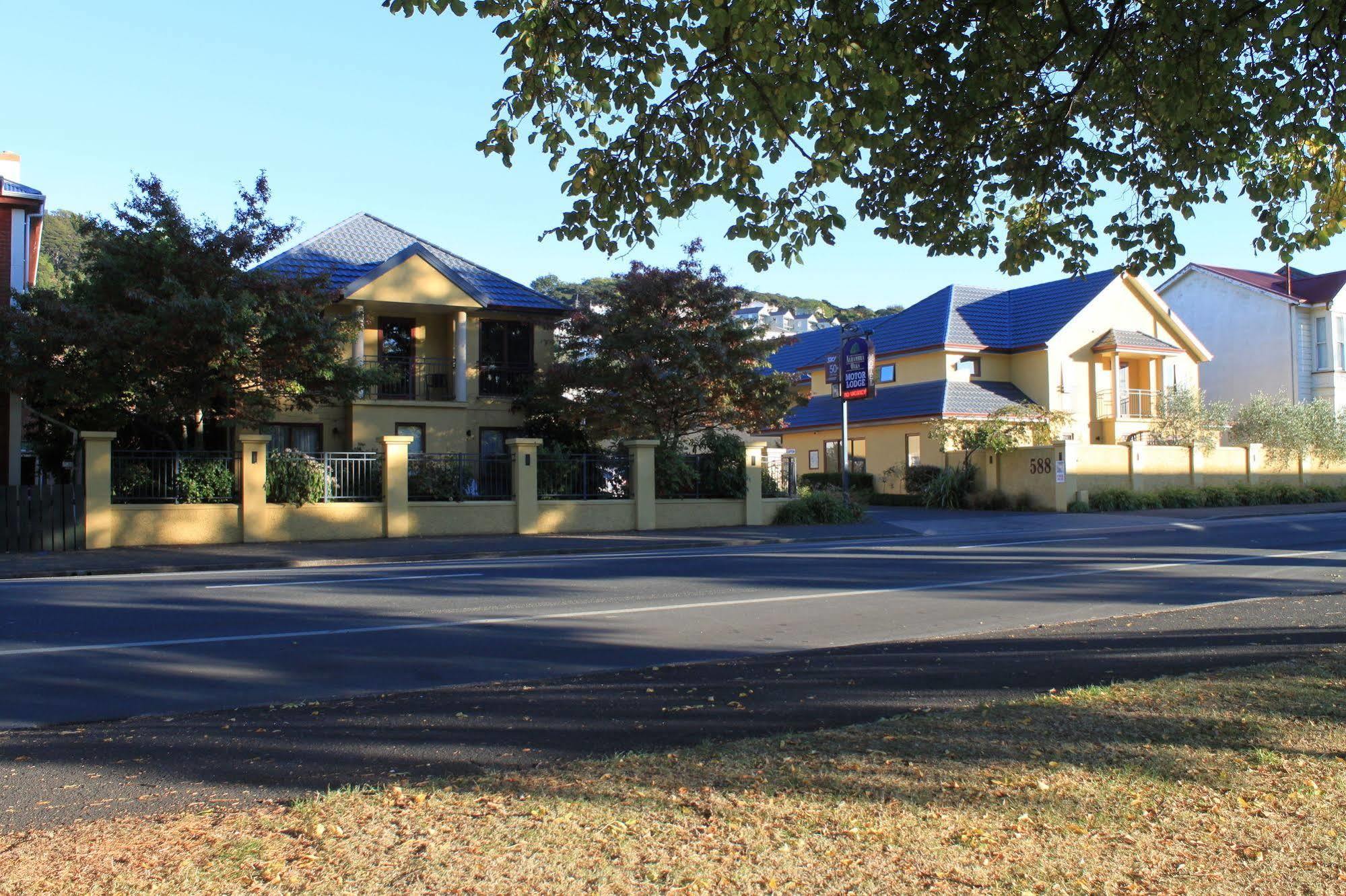 Alhambra Oaks Motor Lodge Дьюндин Экстерьер фото